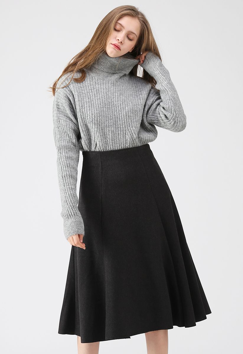 Everyday Breeze A-Line Skirt in Black