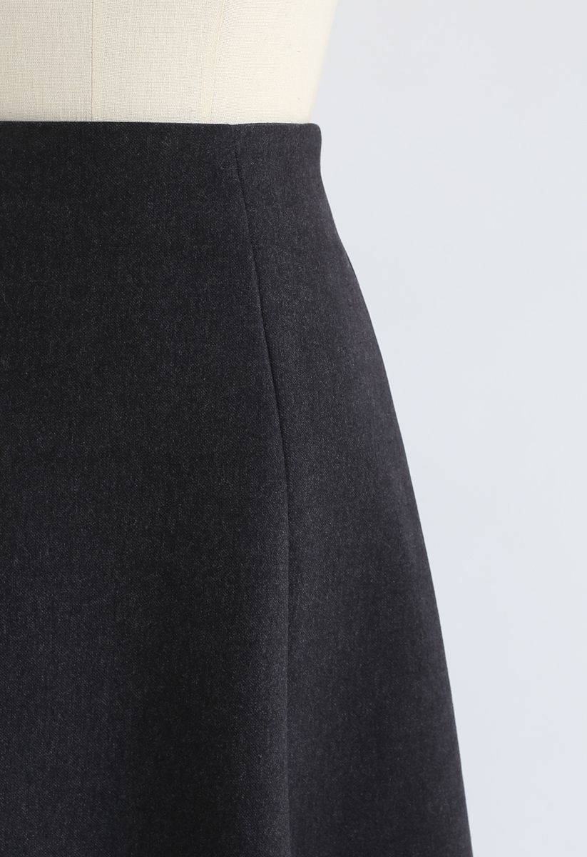 Everyday Breeze A-Line Skirt in Black