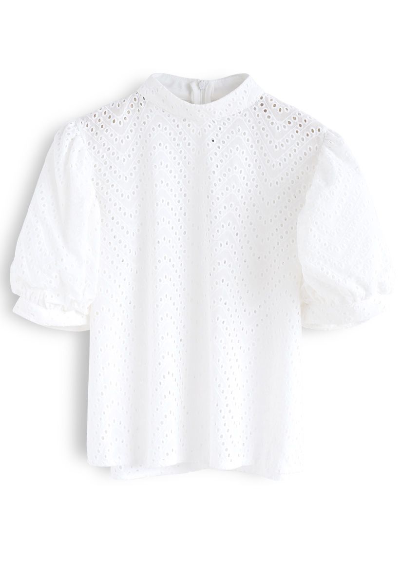 Zig Zag Eyelet Puff Sleeves Top