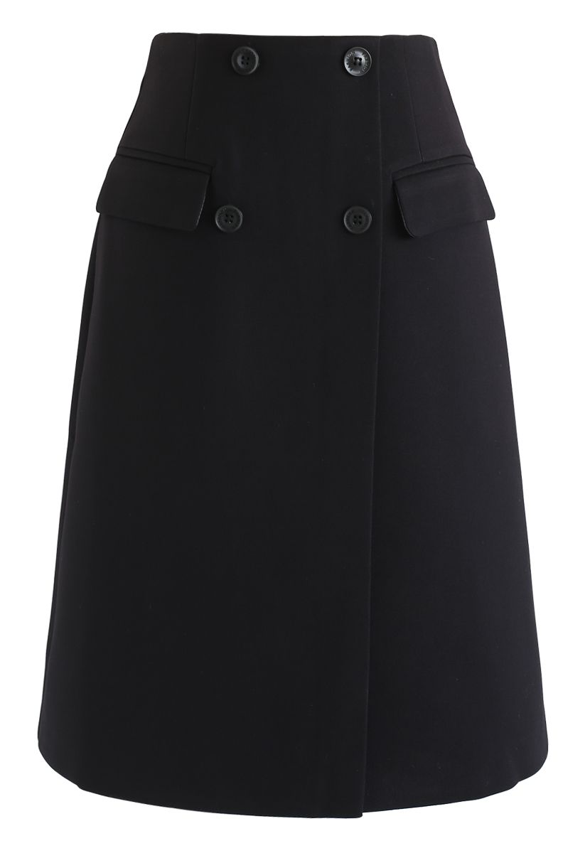 Button Decorated Flap Pockets Skirt in Black