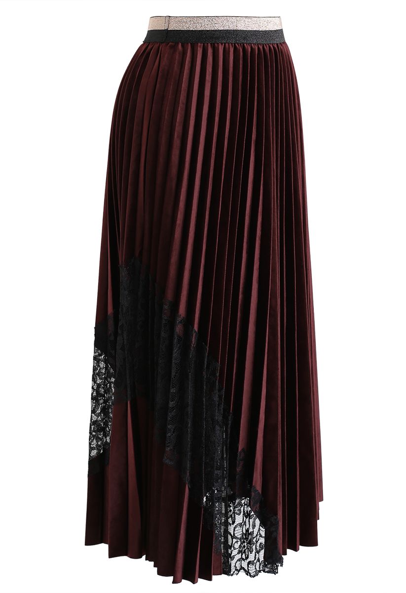 Lacy Embellished Velvet Pleated Skirt in Wine