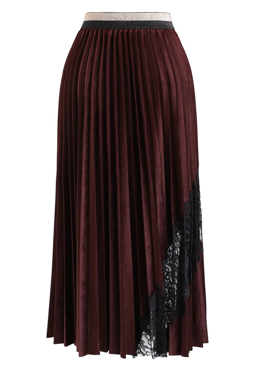 Lacy Embellished Velvet Pleated Skirt in Wine