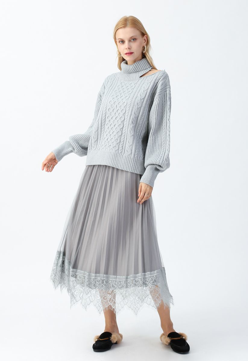 Turtleneck Cutout Puff Sleeves Sweater in Baby Blue