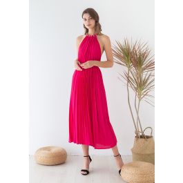 Golden Chain Halter Neck Pleated Maxi Dress in Magenta - Retro, Indie and  Unique Fashion